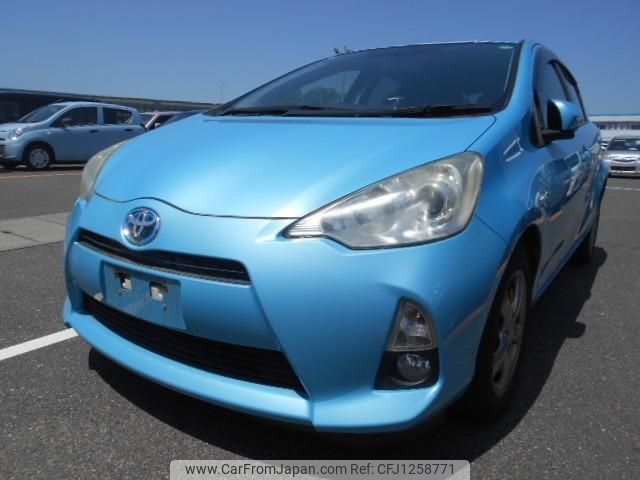 toyota aqua 2013 -TOYOTA--AQUA NHP10--NHP10-21733255---TOYOTA--AQUA NHP10--NHP10-21733255- image 1