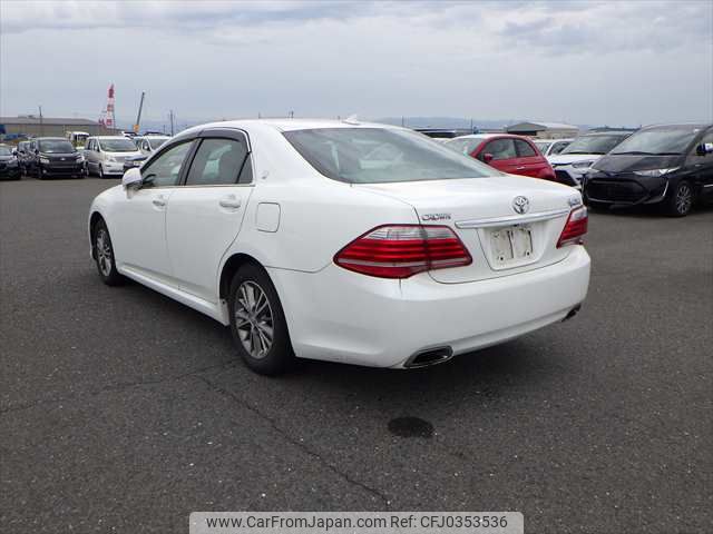 toyota crown 2011 NIKYO_KZ98460 image 1