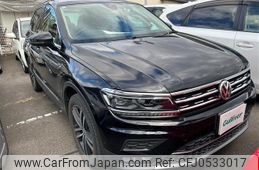 volkswagen tiguan 2019 -VOLKSWAGEN--VW Tiguan LDA-5NDFGF--WVGZZZ5NZKW835602---VOLKSWAGEN--VW Tiguan LDA-5NDFGF--WVGZZZ5NZKW835602-