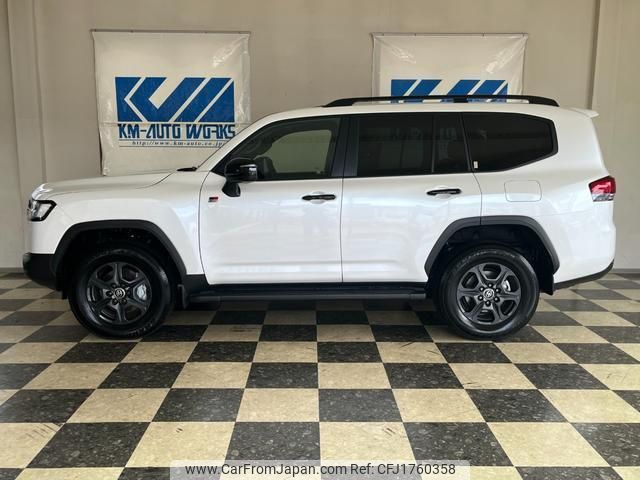 toyota land-cruiser 2024 CFJ1760358 image 2