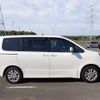 toyota noah-dba-zrr70w 2010 CFJ1656701 image 8
