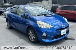 toyota aqua 2013 -TOYOTA--AQUA DAA-NHP10--NHP10-6235922---TOYOTA--AQUA DAA-NHP10--NHP10-6235922-