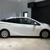 toyota prius 2018 CFJ1528450 image 11