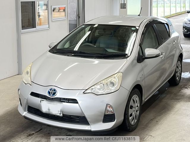 toyota aqua 2012 -TOYOTA 【山口 530つ8830】--AQUA NHP10-2110943---TOYOTA 【山口 530つ8830】--AQUA NHP10-2110943- image 1