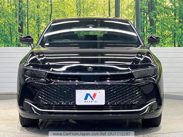 toyota crown 2022 CFJ1712257 image 1