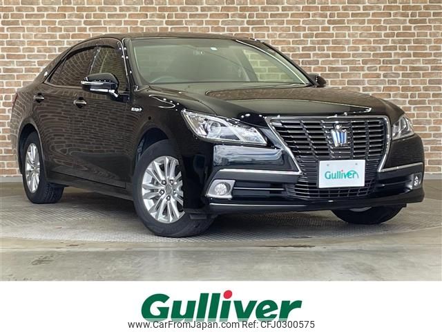 toyota crown 2015 -TOYOTA--Crown DAA-AWS211--AWS211-6005739---TOYOTA--Crown DAA-AWS211--AWS211-6005739- image 1