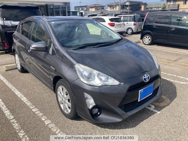toyota aqua 2016 CFJ1836380 image 1