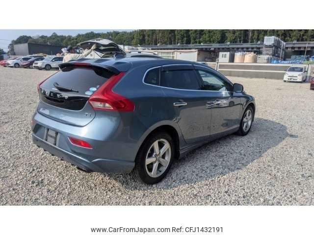 volvo v40 2014 -VOLVO--Volvo V40 DBA-MB4164T--YV1MV485BE2135377---VOLVO--Volvo V40 DBA-MB4164T--YV1MV485BE2135377- image 2