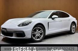 porsche panamera 2018 CFJ1502429