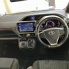 toyota voxy 2016 quick_quick_DBA-ZRR80W_0190563 image 2