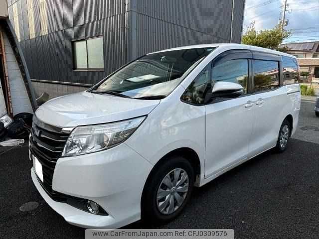 toyota noah 2015 TE4883 image 2