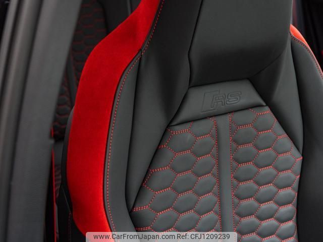 audi q3 2021 quick_quick_3BA-F3DNWF_WUAZZZF39M1903351 image 2