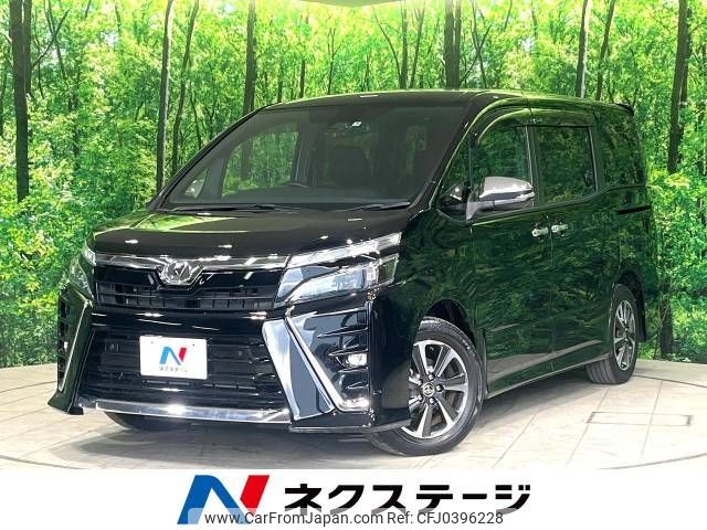 toyota voxy 2019 -TOYOTA--Voxy DBA-ZRR80W--ZRR80-0559892---TOYOTA--Voxy DBA-ZRR80W--ZRR80-0559892- image 1