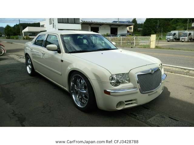chrysler 300 2008 -クライスラー--クライスラー　３００ ﾌﾒｲ--5H662882---クライスラー--クライスラー　３００ ﾌﾒｲ--5H662882- image 2