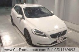 volvo v40 2018 -VOLVO--Volvo V40 MD4204T-J2470757---VOLVO--Volvo V40 MD4204T-J2470757-