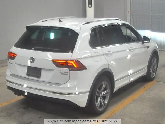 volkswagen tiguan 2019 -VOLKSWAGEN--VW Tiguan WVGZZZ5NZKW914327---VOLKSWAGEN--VW Tiguan WVGZZZ5NZKW914327- image 2