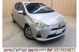 toyota aqua 2013 -TOYOTA--AQUA DAA-NHP10--NHP10-2215793---TOYOTA--AQUA DAA-NHP10--NHP10-2215793-