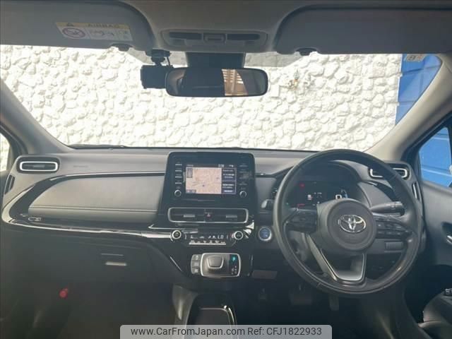 toyota aqua 2022 CFJ1822933 image 2