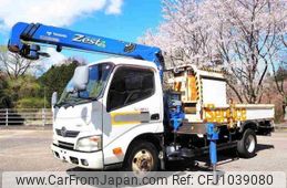 hino dutro 2012 CFJ1039080