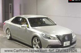 toyota crown 2013 CFJ1627526