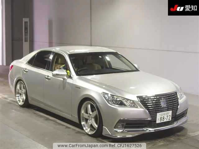 toyota crown 2013 CFJ1627526 image 1