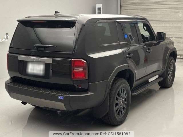 toyota land-cruiser-wagon 2025 CFJ1581082 image 2