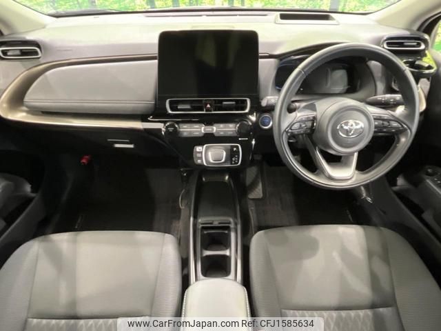 toyota aqua 2022 CFJ1585634 image 2