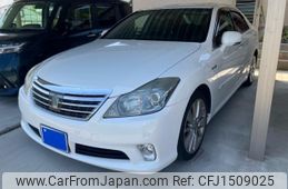 toyota crown 2011 CFJ1509025