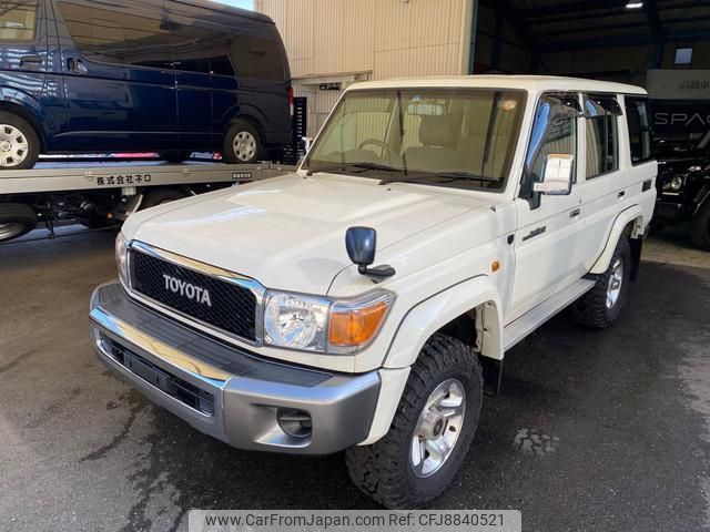 toyota landcruiser-70 2015 quick_quick_GRJ76K_GRJ76-1004283 image 2