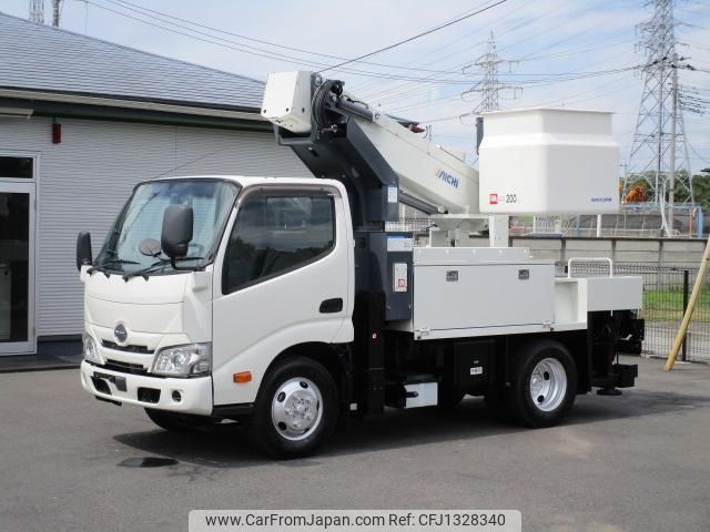 hino dutro 2020 GOO_NET_EXCHANGE_0403732A30250623W001 image 1
