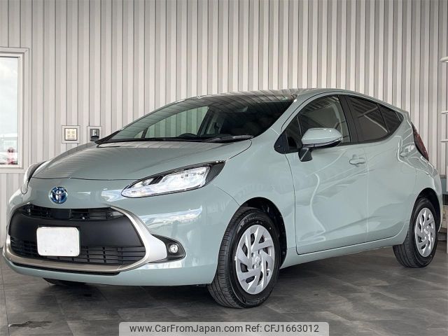 toyota aqua 2024 CFJ1663012 image 1