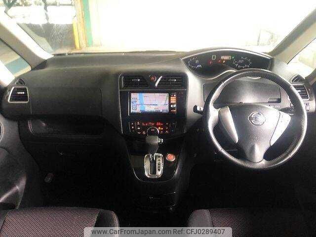 nissan serena 2011 504928-924789 image 1