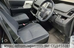 toyota voxy 2010 NIKYO_KT94202