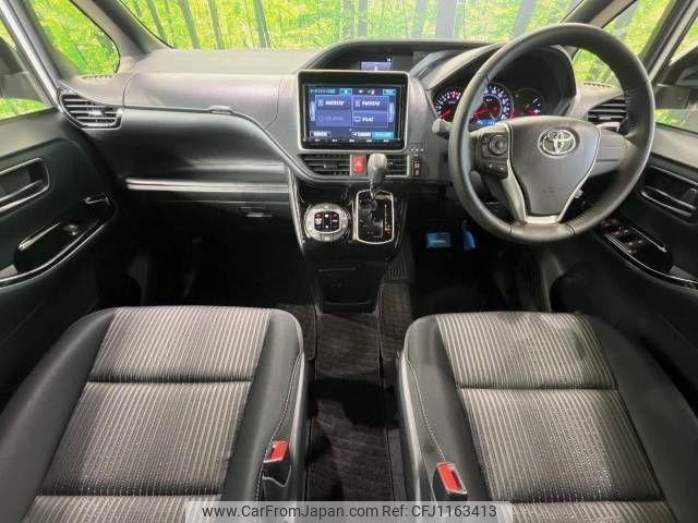 toyota voxy 2017 -TOYOTA--Voxy DBA-ZRR80W--ZRR80-0370435---TOYOTA--Voxy DBA-ZRR80W--ZRR80-0370435- image 2