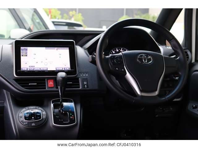 toyota voxy 2015 -TOYOTA--Voxy DBA-ZRR80W--ZRR80-0181901---TOYOTA--Voxy DBA-ZRR80W--ZRR80-0181901- image 2