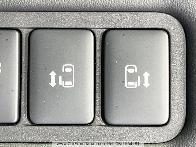 mitsubishi delica-d5 2023 CFJ1564281 image 2