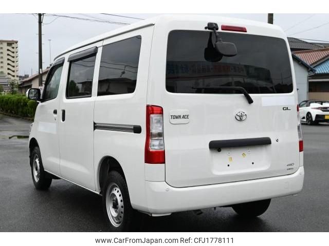 toyota townace-van 2023 CFJ1778111 image 2