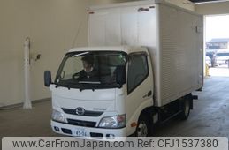 hino dutro 2013 CFJ1537380