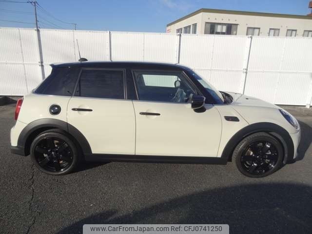 mini mini-others 2022 -BMW--BMW Mini 3DA-XV20MW--WMW22DV0102S96151---BMW--BMW Mini 3DA-XV20MW--WMW22DV0102S96151- image 2