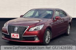 toyota crown 2013 CFJ1428580