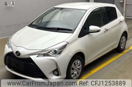 toyota vitz 2019 -TOYOTA--Vitz DBA-KSP130--KSP130-4017677---TOYOTA--Vitz DBA-KSP130--KSP130-4017677-