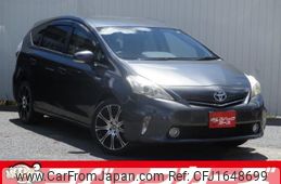 toyota prius-α 2013 CFJ1648699