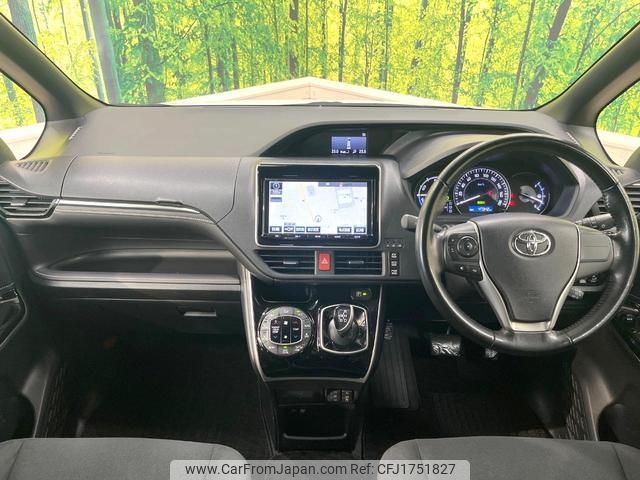 toyota esquire 2018 CFJ1751827 image 2