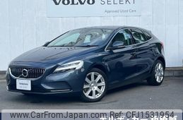 volvo v40 2017 CFJ1531954