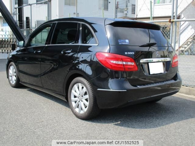 mercedes-benz b-class 2014 CFJ1552525 image 2