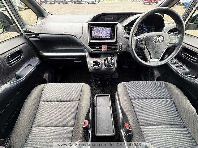 toyota voxy 2015 CFJ1547543 image 1