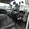 isuzu elf-truck 2010 CFJ1810947 image 16