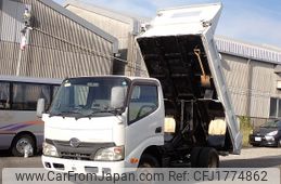 hino dutro 2013 CFJ1774862