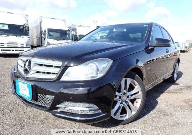 mercedes-benz c-class 2011 REALMOTOR_N2023120109F-24 image 1