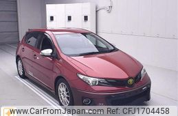 toyota auris 2012 CFJ1704458